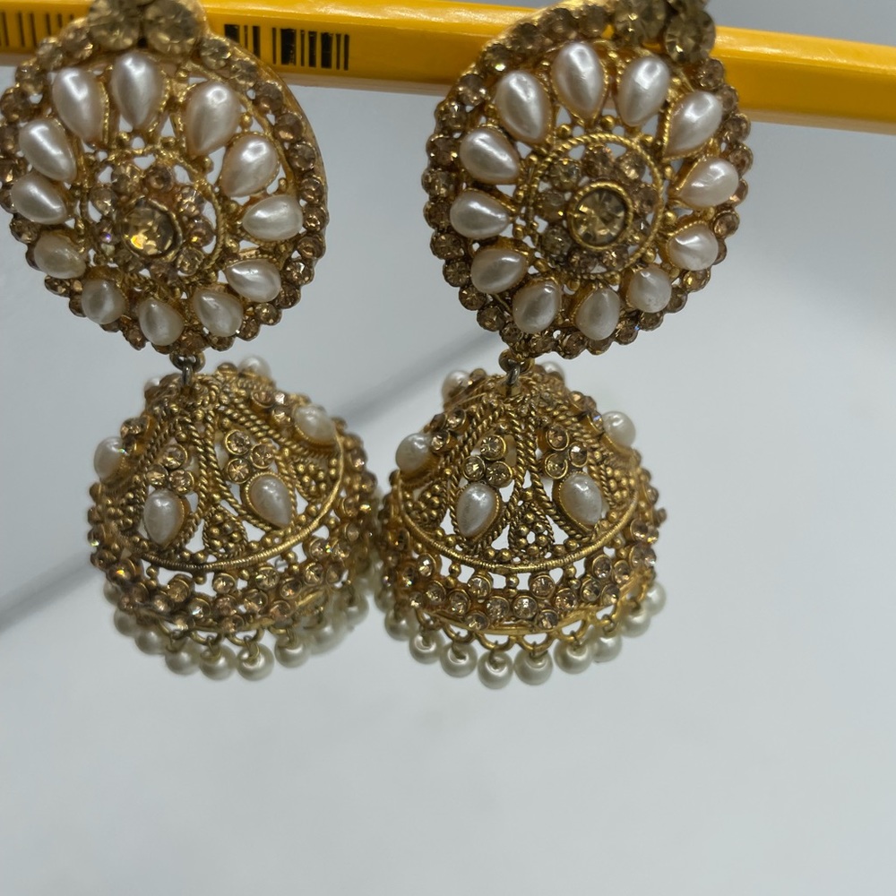 Dangling pearl beads earrings jhumkay jhumkiyan